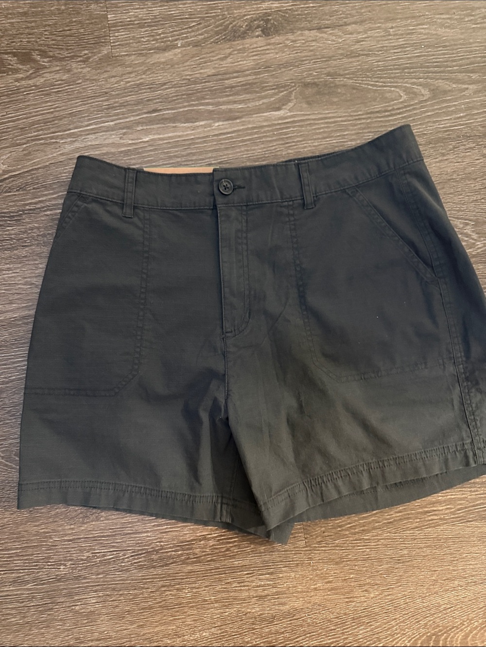 NWT Eddie Bauer RipStop 5" inseam Dark Gray Casual Utility Cargo Shorts Size 12